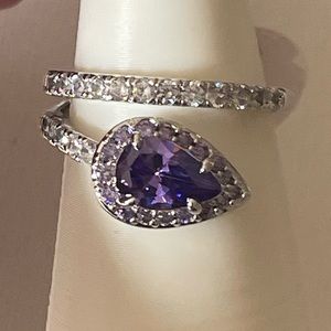 Gorgeous “The Gem Serpent “ Bomb Party Size 8 NWT